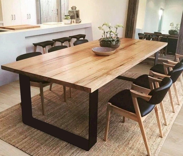 Конференційний стіл R07